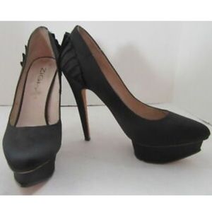 ZIGINY Black Satin Pumps w/ Ruffle Detail sz 7.5